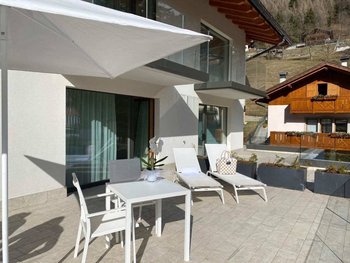Dolomeet Boutique Hotel Pinzolo Exterior photo