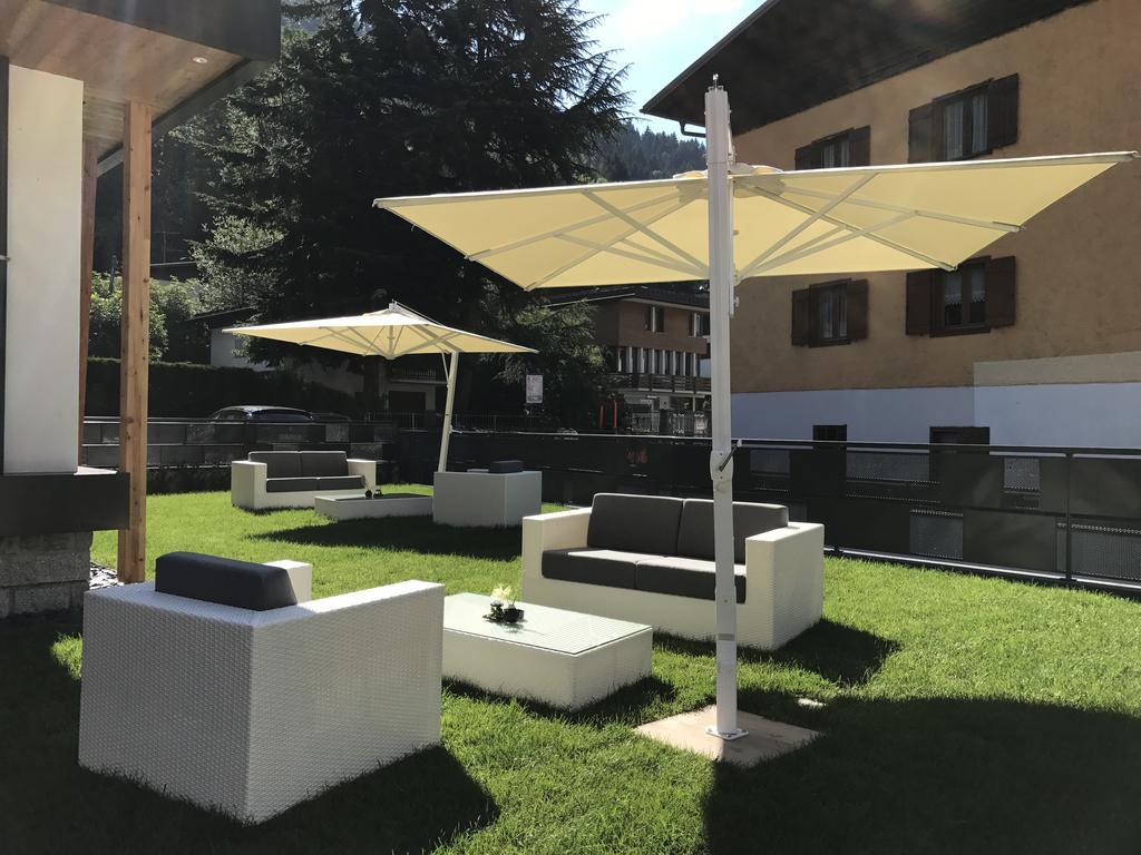 Dolomeet Boutique Hotel Pinzolo Exterior photo
