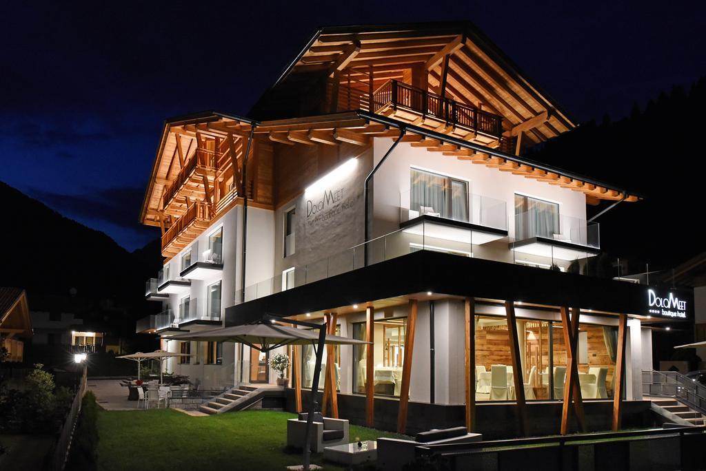Dolomeet Boutique Hotel Pinzolo Exterior photo